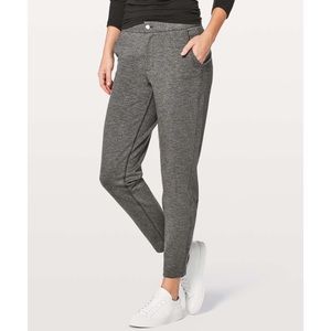 Lululemon City Trek Trouser II 28” in Heathered Black